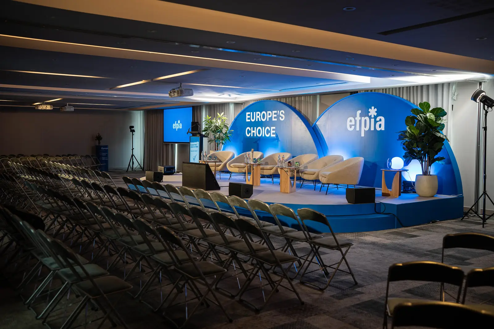 The second event&rsquo;s stage, with Europe&rsquo;s Choice and EFPIA arches, before guests arrived